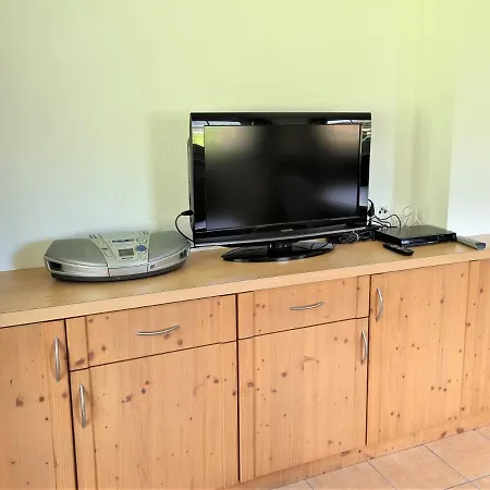 Waldheim * צל אם צילר